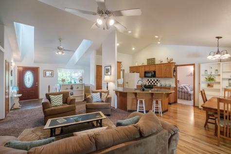1370 Bentley Street E Monmouth OR 97361