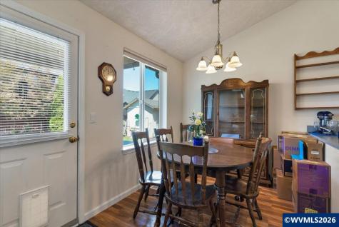 1268 S 7th Street Independence OR 97351
