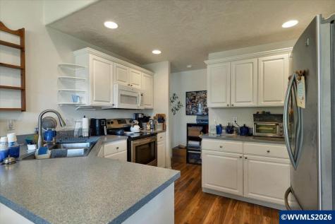 1268 S 7th Street Independence OR 97351