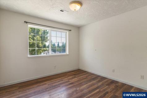 1268 S 7th Street Independence OR 97351