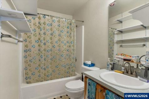 1268 S 7th Street Independence OR 97351