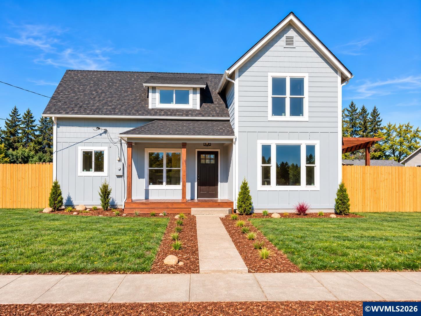 303 W Water Street Stayton OR 97383