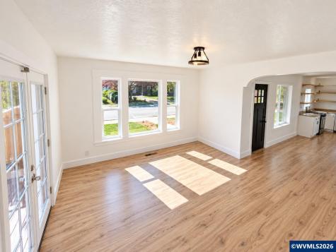 303 W Water Street Stayton OR 97383