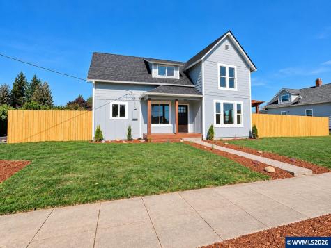 303 W Water Street Stayton OR 97383