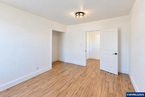303 W Water Street Stayton OR 97383