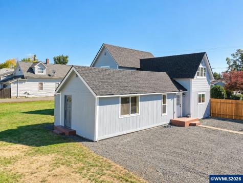 303 W Water Street Stayton OR 97383