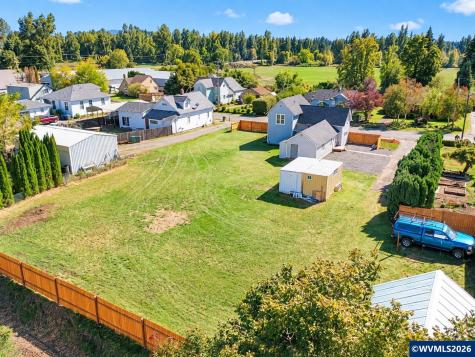 303 W Water Street Stayton OR 97383