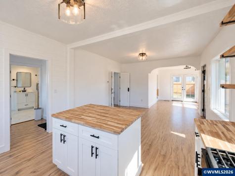 303 W Water Street Stayton OR 97383