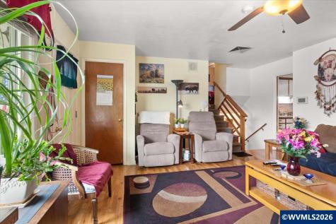 1545 SE Madison Street Albany OR 97322