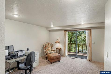 9855 Liberty Road S Salem OR 97306