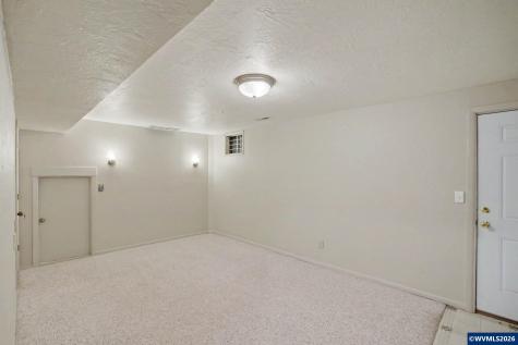 9855 Liberty Road S Salem OR 97306