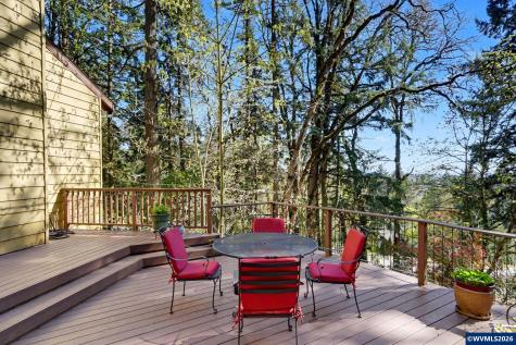 9855 Liberty Road S Salem OR 97306