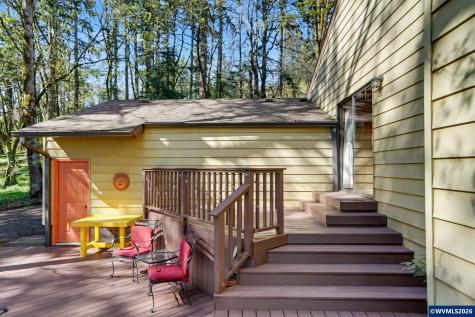 9855 Liberty Road S Salem OR 97306