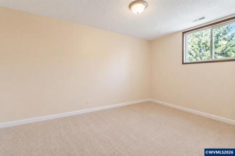 656 NW East Thornton Lake Drive Albany OR 97321