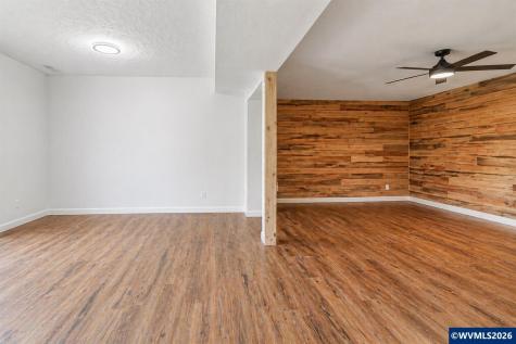 656 NW East Thornton Lake Drive Albany OR 97321