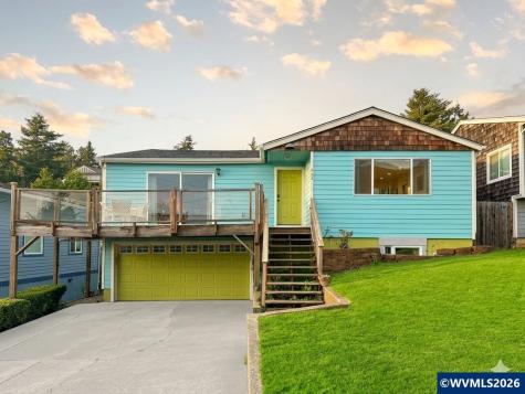 645 SE 4th Street Newport OR 97365
