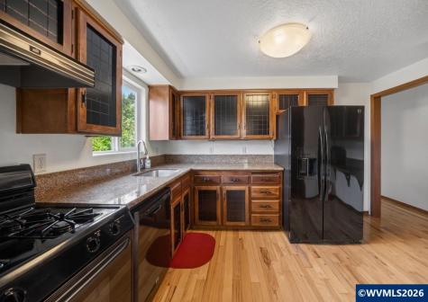 645 SE 4th Street Newport OR 97365