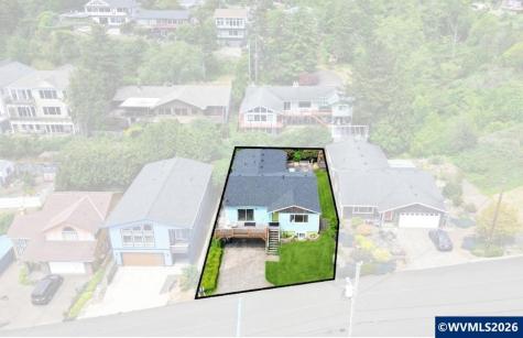 645 SE 4th Street Newport OR 97365