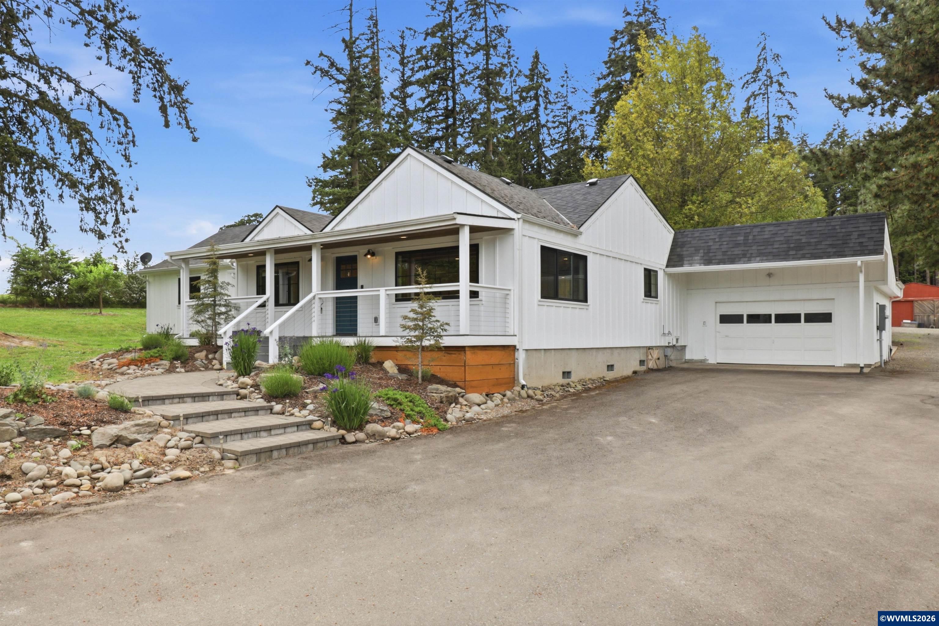 5801 NE Abbey Road Carlton OR 97111