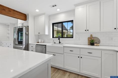 5801 NE Abbey Road Carlton OR 97111