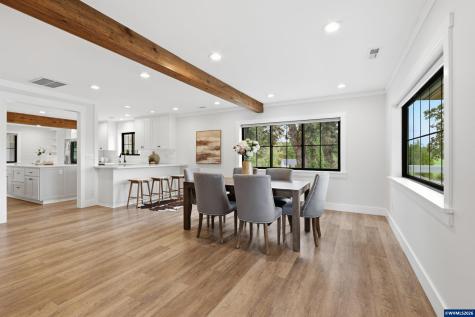 5801 NE Abbey Road Carlton OR 97111