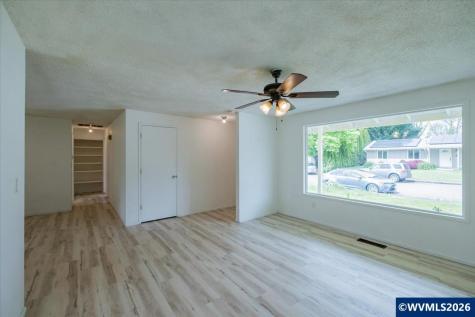 2241 Kalmia Street Sweet Home OR 97386