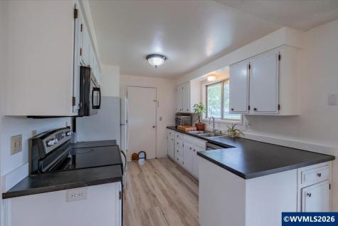 2241 Kalmia Street Sweet Home OR 97386