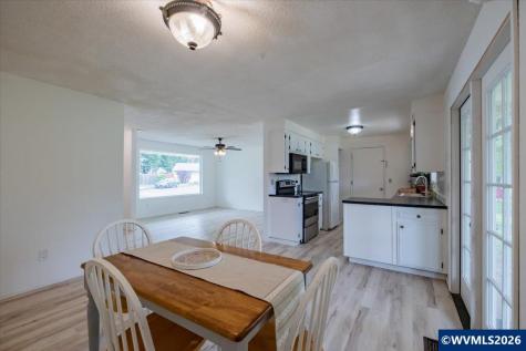 2241 Kalmia Street Sweet Home OR 97386