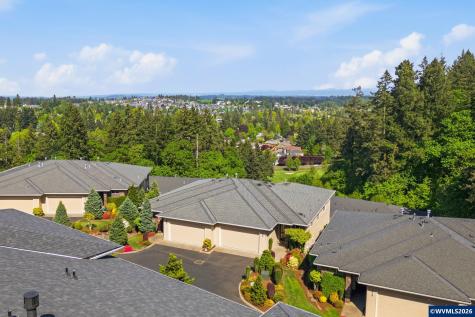 938 Sahalee Court SE Salem OR 97306