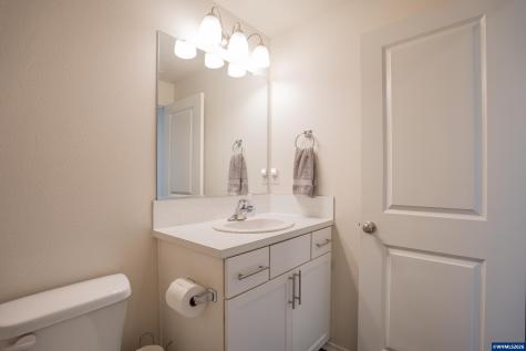 516 Churchill Downs Street SE Albany OR 97322