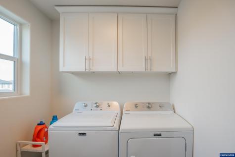 516 Churchill Downs Street SE Albany OR 97322