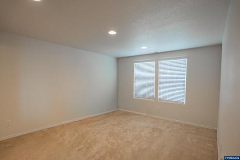 516 Churchill Downs Street SE Albany OR 97322