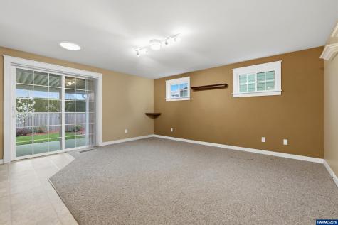 1967 Astor Way Woodburn OR 97071