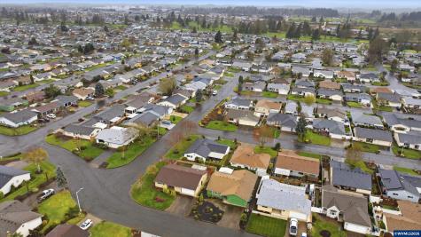 1967 Astor Way Woodburn OR 97071