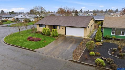 1967 Astor Way Woodburn OR 97071
