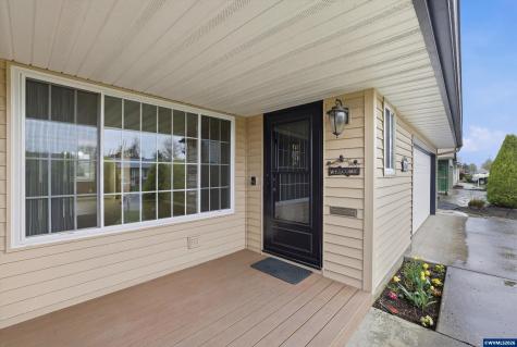 1967 Astor Way Woodburn OR 97071