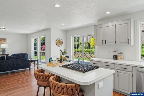 2943 Monterey Court SE Salem OR 97306