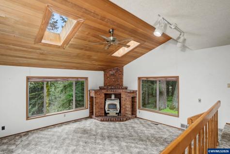 6683 Indian Springs Road NE Scotts Mills OR 97375