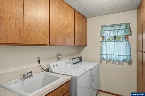 6683 Indian Springs Road NE Scotts Mills OR 97375