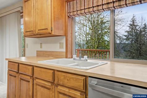 6683 Indian Springs Road NE Scotts Mills OR 97375