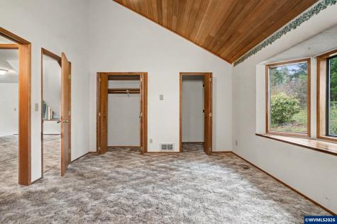 6683 Indian Springs Road NE Scotts Mills OR 97375