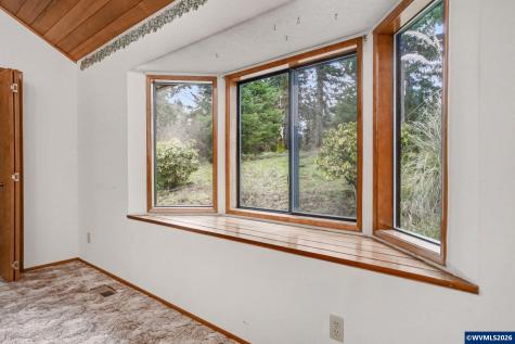 6683 Indian Springs Road NE Scotts Mills OR 97375