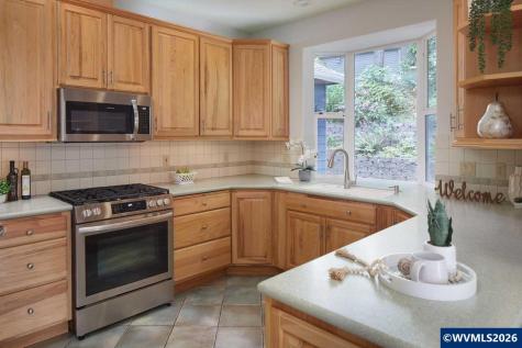 1876 NW Woodland Drive Corvallis OR 97330
