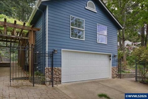 1876 NW Woodland Drive Corvallis OR 97330