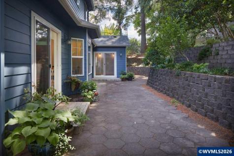1876 NW Woodland Drive Corvallis OR 97330