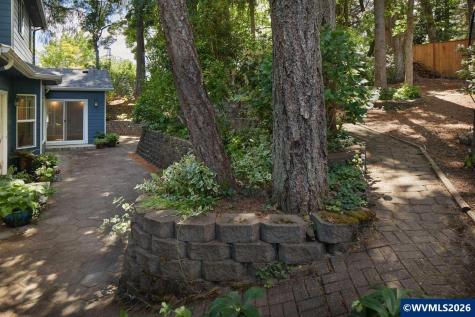 1876 NW Woodland Drive Corvallis OR 97330