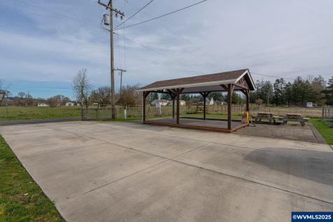 3350 Oak Knoll Road NW Salem OR 97304