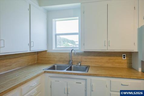 30832 Waterloo Road Lebanon OR 97355