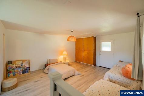 30832 Waterloo Road Lebanon OR 97355