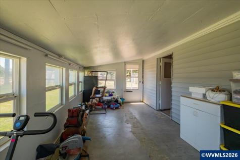 30832 Waterloo Road Lebanon OR 97355